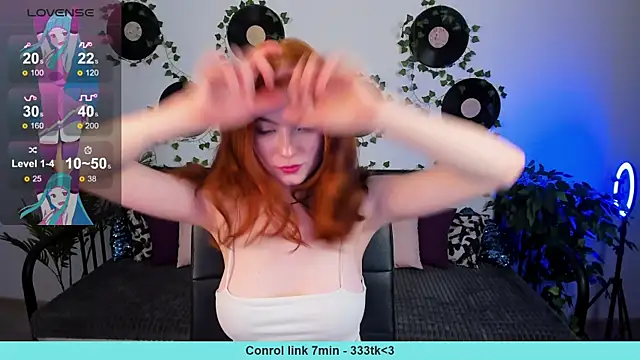 SophieOuld online show from February 27, 2025, 9:11 am