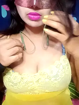 Snapshot of Sweety4u97 chatting on March 10, 2025, 5:39 pm Sweety4u97 online show from March 10, 2025, 5:39 pm