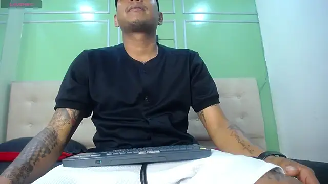 Saipadpuer30 online show from February 19, 2025, 1:50 pm