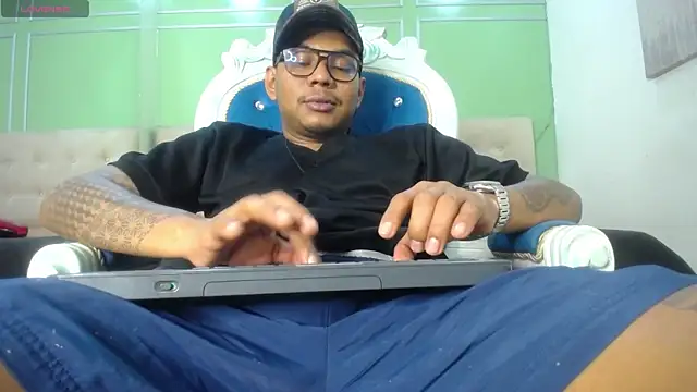 Saipadpuer30 online show from February 23, 2025, 3:24 am