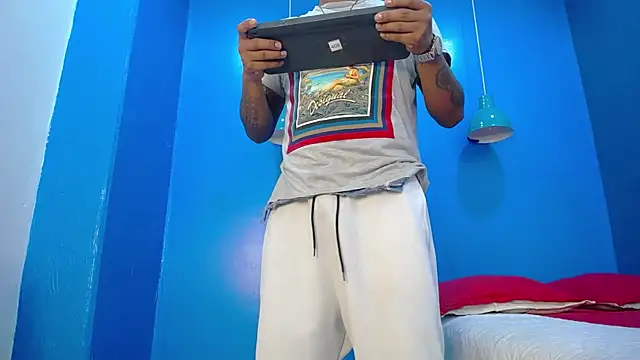Saipadpuer30 online show from February 25, 2025, 2:47 am