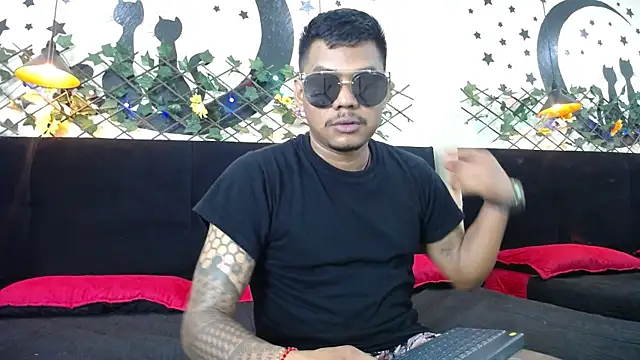 Saipadpuer30 online show from March 13, 2025, 4:34 pm