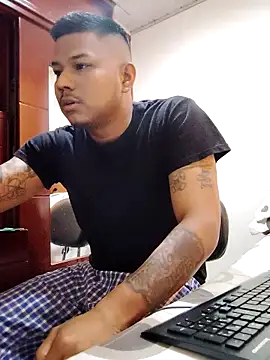 Snapshot of Saipadpuer30 chatting on October 1, 2025, 11:05 am Saipadpuer30 online show from October 1, 2025, 11:05 am