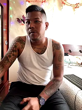 Snapshot of Saipadpuer30 chatting on October 30, 2025, 1:23 pm Saipadpuer30 online show from October 30, 2025, 1:23 pm