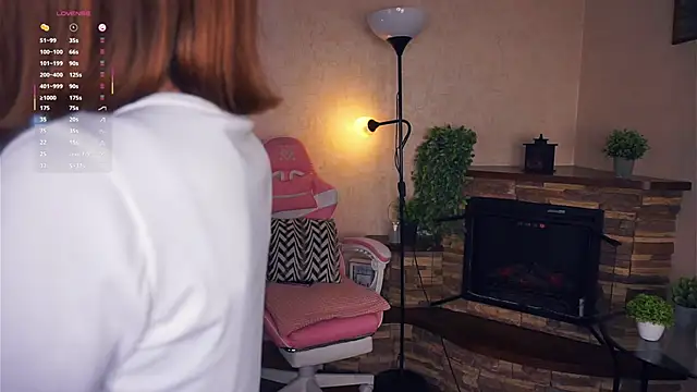 Snapshot of ErlinaBuoy chatting on September 25, 2025, 5:11 am ErlinaBuoy online show from September 25, 2025, 5:11 am