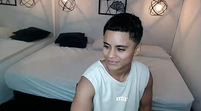Snapshot of Liiamthompson chatting on March 12, 2025, 10:59 am Liiamthompson online show from March 12, 2025, 10:59 am