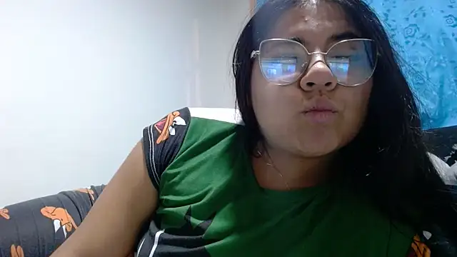 Snapshot of viccky_vick chatting on July 26, 2026, 7:37 am viccky vick online show from July 26, 2026, 7:37 am