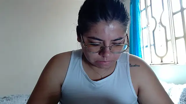 Snapshot of viccky_vick chatting on July 27, 2026, 2:57 pm viccky vick online show from July 27, 2026, 2:57 pm
