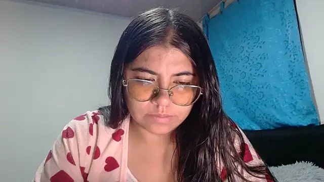 Snapshot of viccky_vick chatting on July 30, 2026, 2:43 am viccky vick online show from July 30, 2026, 2:43 am