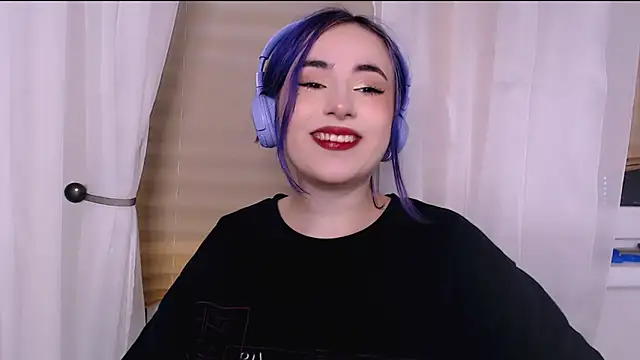 Snapshot of purplewitch chatting on September 29, 2025, 2:22 pm purplewitch online show from September 29, 2025, 2:22 pm