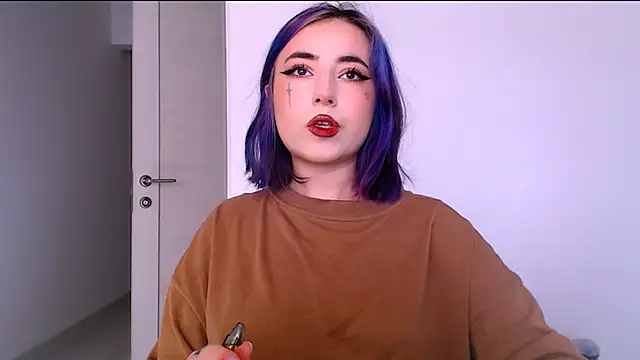 Snapshot of purplewitch chatting on October 2, 2025, 6:31 am purplewitch online show from October 2, 2025, 6:31 am