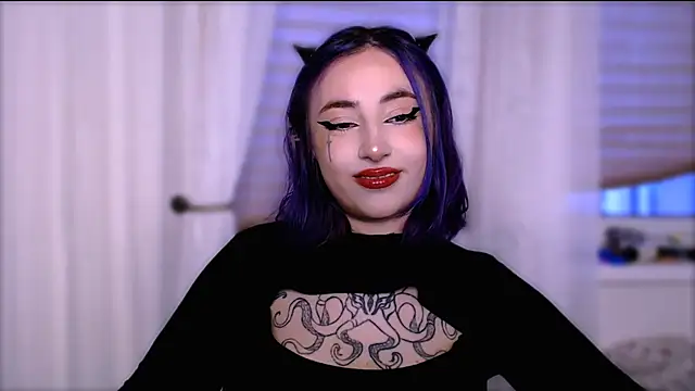 Snapshot of purplewitch chatting on October 11, 2025, 12:58 pm purplewitch online show from October 11, 2025, 12:58 pm