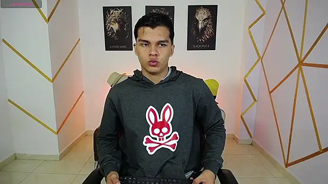 Snapshot of Dwayne_Brown chatting on February 9, 2025, 12:30 pm Dwayne Brown online show from February 9, 2025, 12:30 pm