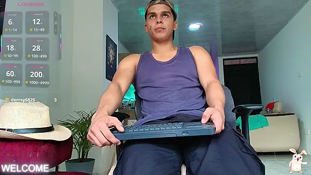 Snapshot of Dwayne_Brown chatting on September 15, 2025, 2:17 pm Dwayne Brown online show from September 15, 2025, 2:17 pm