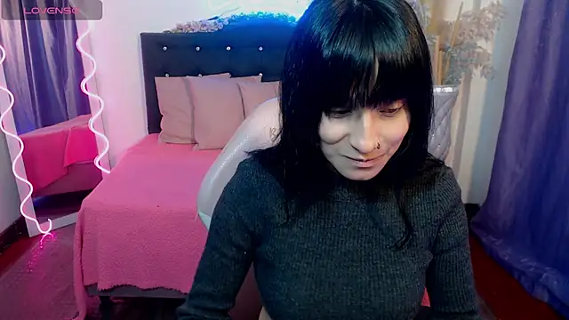 palmerfox tay online show from February 4, 2025, 10:13 pm