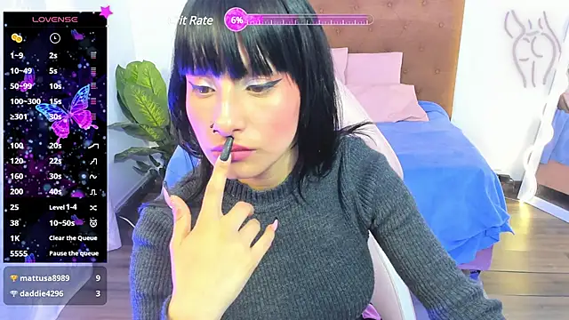 palmerfox tay online show from February 7, 2025, 10:20 pm