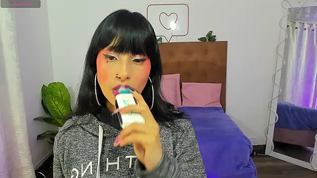 palmerfox tay online show from February 11, 2025, 11:21 am