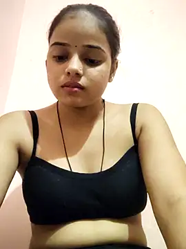 Snapshot of RAYI_123 chatting on October 19, 2025, 5:02 pm RAYI 123 online show from October 19, 2025, 5:02 pm