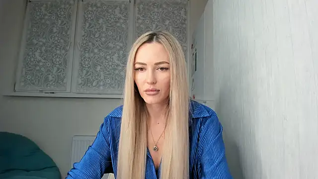 juciepussy  online show from March 19, 2025, 7:06 pm