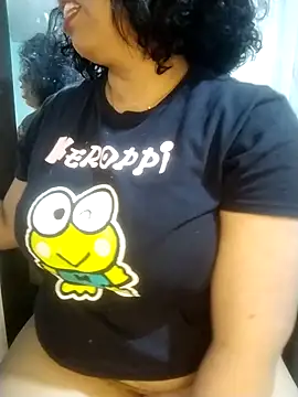 Snapshot of alexandraluv chatting on September 28, 2025, 9:20 pm alexandraluv online show from September 28, 2025, 9:20 pm