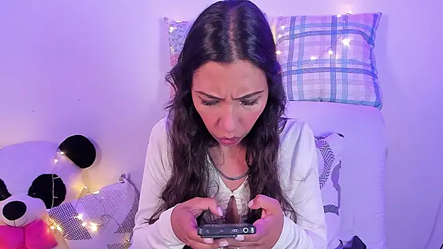 Miss veronicaa2 online show from February 24, 2025, 12:48 pm