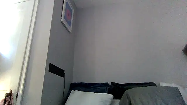 Snapshot of cruz815 chatting on June 3, 2026, 6:46 pm cruz815 online show from June 3, 2026, 6:46 pm