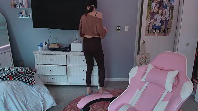 princesselysia online show from March 16, 2026, 6:23 pm