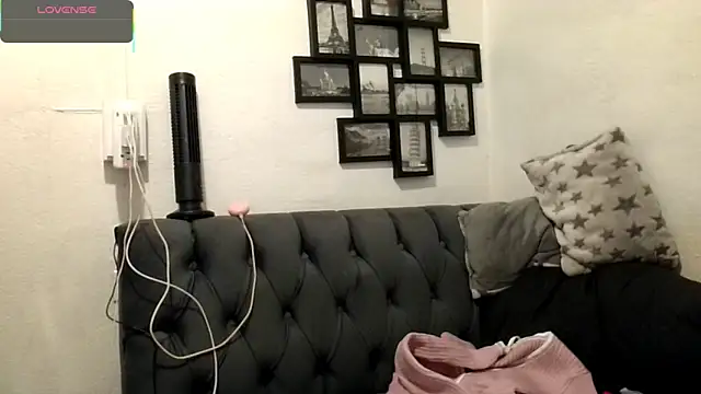 Snapshot of MirandaLatinaLovely chatting on February 21, 2026, 5:25 pm MirandaLatinaLovely online show from February 21, 2026, 5:25 pm