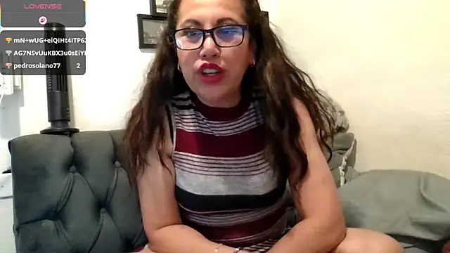 Snapshot of MirandaLatinaLovely chatting on March 22, 2026, 4:49 am MirandaLatinaLovely online show from March 22, 2026, 4:49 am