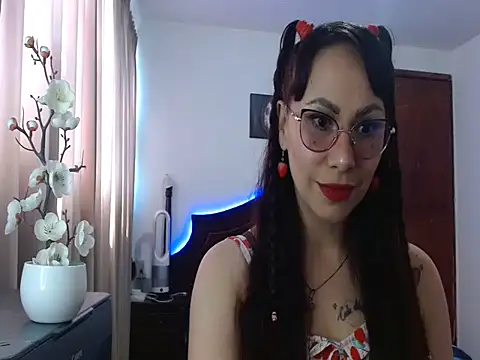 AloLovely  online show from March 25, 2026, 8:26 pm