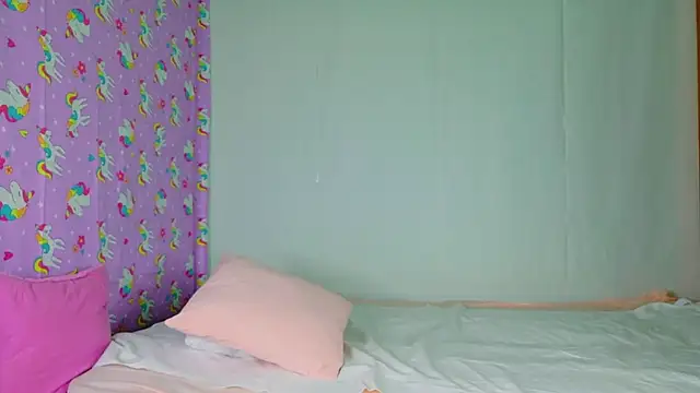 TwerkingCheerleader online show from October 3, 2025, 11:29 am