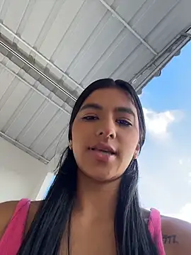 eva roseee online show from April 23, 2026, 9:39 pm