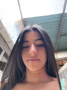 eva roseee online show from May 9, 2026, 5:51 pm