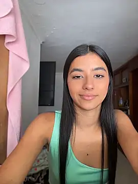 eva roseee online show from May 15, 2026, 6:26 pm