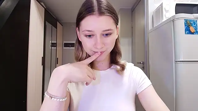 jackp0t   online show from March 13, 2026, 1:18 pm