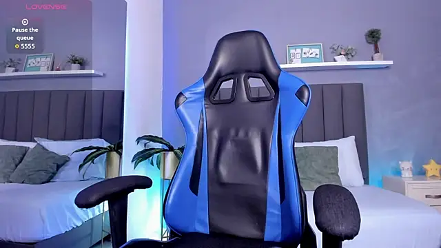 Snapshot of alessia_leroy chatting on September 26, 2025, 7:40 pm alessia leroy online show from September 26, 2025, 7:40 pm