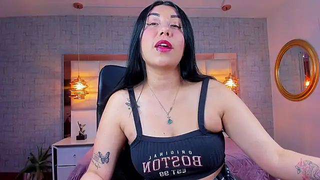 Snapshot of Nohemi_louse chatting on August 2, 2026, 7:34 pm Nohemi louse online show from August 2, 2026, 7:34 pm