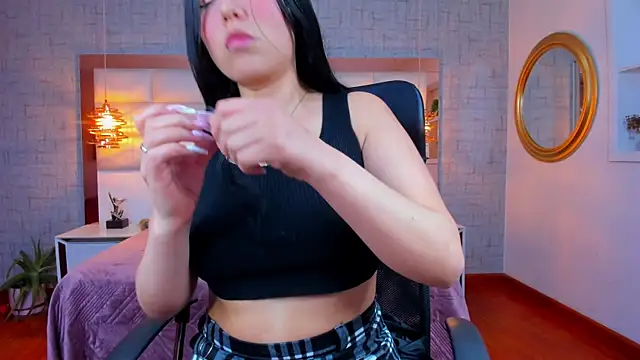Snapshot of Nohemi_louse chatting on August 5, 2026, 7:06 pm Nohemi louse online show from August 5, 2026, 7:06 pm