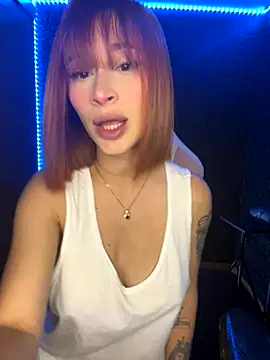 Snapshot of chloe_rockss_ chatting on September 22, 2025, 10:23 pm chloe rockss  online show from September 22, 2025, 10:23 pm