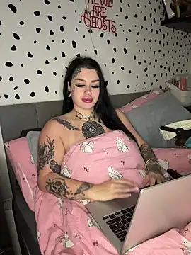 tempzzz12 online show from April 28, 2026, 6:51 am