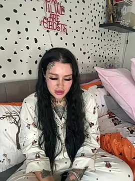 tempzzz12 online show from July 30, 2026, 4:17 pm