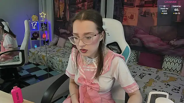 kaisajenner online show from February 9, 2025, 4:29 pm