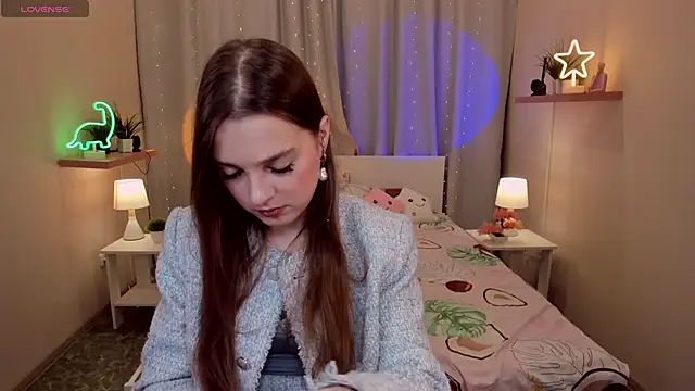 kaisajenner online show from November 23, 2025, 7:13 pm