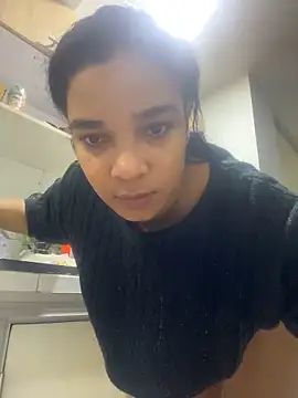 Snapshot of stefania_brunnett chatting on February 12, 2025, 8:27 am stefania brunnett online show from February 12, 2025, 8:27 am