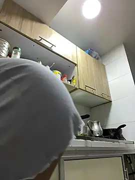 Snapshot of stefania_brunnett chatting on March 4, 2025, 8:24 am stefania brunnett online show from March 4, 2025, 8:24 am