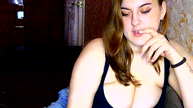 Snapshot of Maryaon chatting on March 12, 2025, 9:56 pm Maryaon online show from March 12, 2025, 9:56 pm