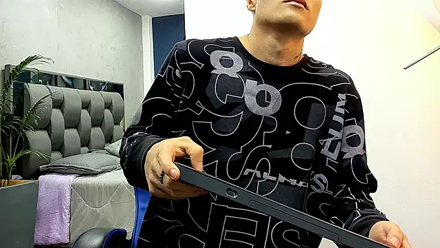 roan birkin online show from October 2, 2025, 7:32 pm