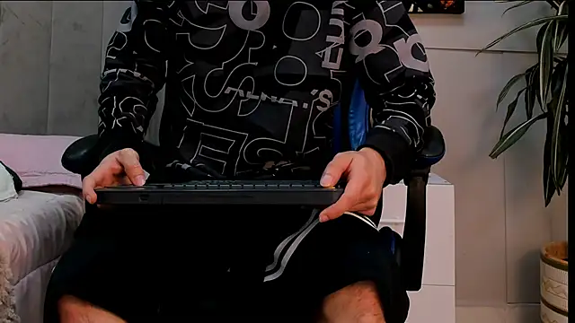 roan birkin online show from June 10, 2026, 7:24 pm