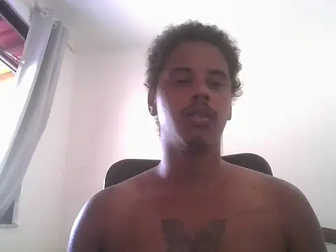 Snapshot of ONegodoce25 chatting on May 9, 2026, 5:18 pm ONegodoce25 online show from May 9, 2026, 5:18 pm