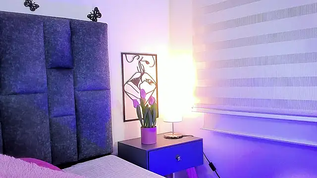 Violetta Ficher online show from November 13, 2025, 2:21 am